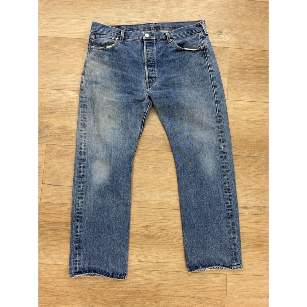 Levis 501 Jeans Mens 36x29 Medium Wash Blue Straight Leg Button Fly Denim